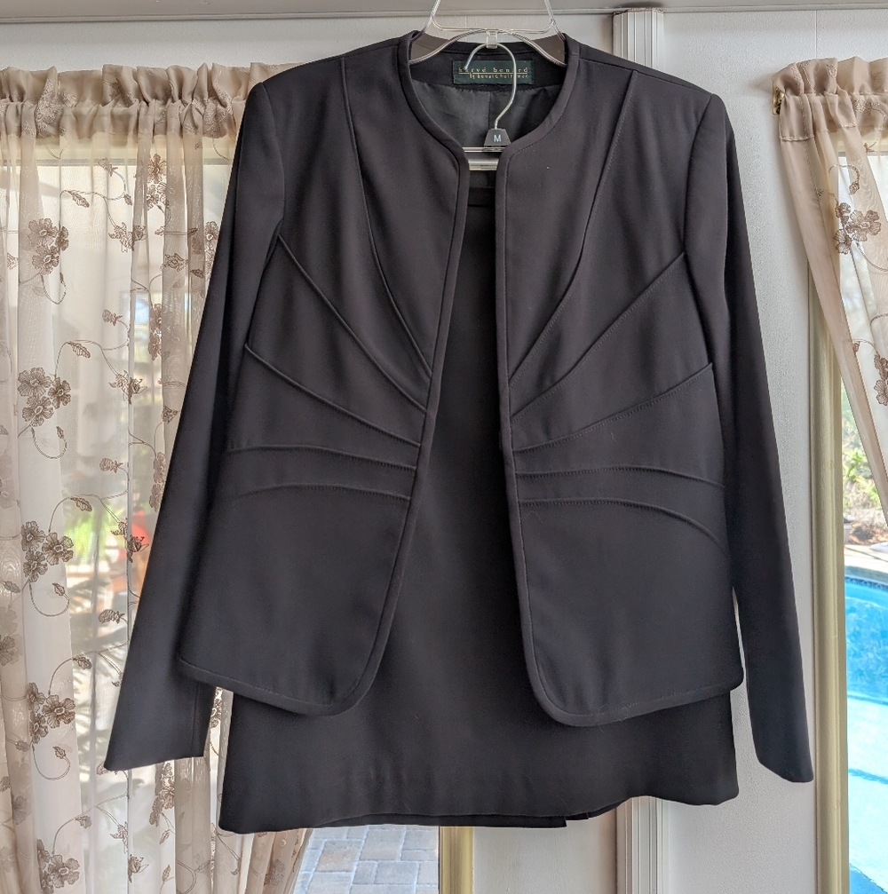 Harve Benard Women's Black Structured Blazer